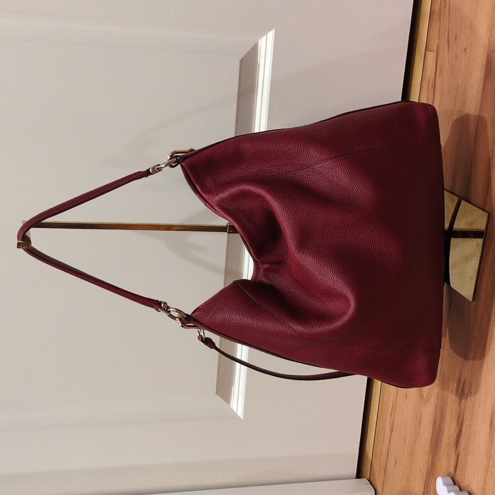 Coach GUC Red Burgundy Leather Hobo Shoulder Or Crossbody Bag Purse - Picture 2 of 16